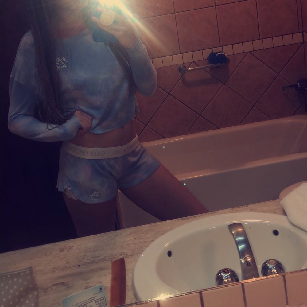 Pajama Set - Picture 5 of 5